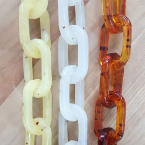 Décoration murale Art Déco en résine, article décoratif de chambre très adorable, prix de gros par Abdul Rehman Enterprises - Product Image 1