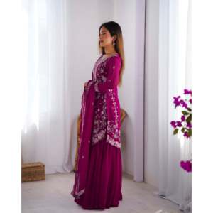 Magnifique robe de soirée longue avec haut et bas séparés et dupatta élégant - Product Image 4
