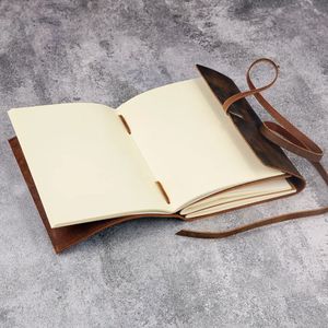 Cuaderno de Cuero Personalizado Craft Hackle, Diario de Cuero Genuino Vintage con Encuadernación Cosida a Mano, 200-400 Páginas - Product Image 2