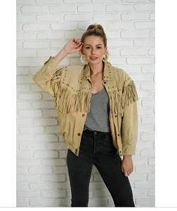 Chaqueta de Mujer Estilo Vaquero Occidental, Vintage, de Gamuza Beige, con Flecos y Detalles de Anillo Trenzado - Product Image 1