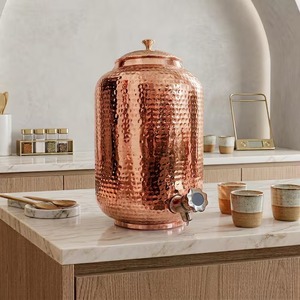 Pichet en cuivre fait main avec poignée et couvercle, rétro, grande capacité, décoratif, durable, pour la cuisine - Product Image 3