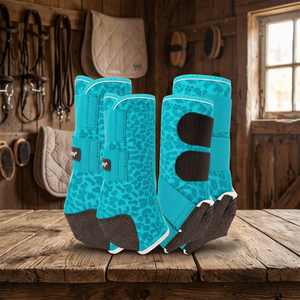 Bota de Protección para Caballos con Estampado de Leopardo TOUGH TACK, Estilo Lujoso de Neopreno con Estampado de Leopardo para Protección de Patas - Product Image 2