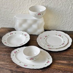 European country style smooth white ceramic dinnerware <b>sets</b> with underglaze pink roses fresh green leaves embossed tiny blossom - Product Image 3