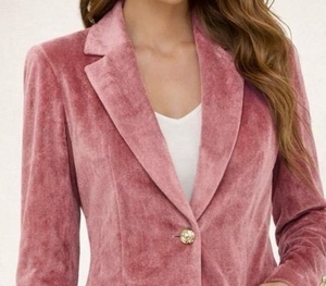 Manteau en velours rose victorien pour femme, veste longue vintage pour l'hiver, manteau élégant et cintré - Product Image 1