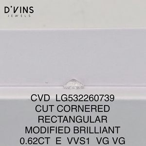 Diamante Cultivado en Laboratorio CVD con Corte Esmeralda de 0.62ct, Claridad VVS2, Certificado IGI, Alta Calidad, D'vins Jewels - Product Image 3