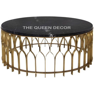 Mesa de Centro de Aluminio con Diseño Martillado en Forma de Diamante y Acabado Antiguo en Latón para Decorar el Interior de tu Hogar y Oficina - Product Image 3