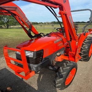 Tracteur Kubota L3400 de qualité supérieure, robuste, avec une construction de qualité exceptionnelle, puissance fiable et performances efficaces - Product Image 2