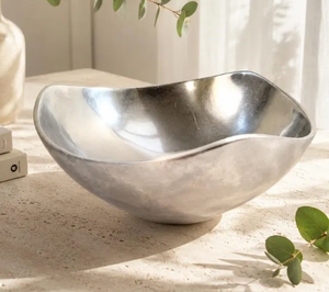 Corbeille à fruits sur pied en acier inoxydable argenté brossé, faite à la main, avec bord côtelé, plat décoratif rond pour centre de table - Product Image 6
