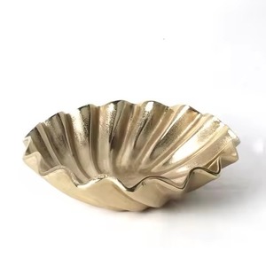 Casting Aluminium Handmade Polished Metal Shell Bowl Glam Decorative Serving Dish For <b>Gifting</b> Serving Bowl - Product Image 1