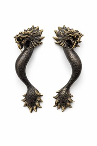 Poignée de portail en fer forgé résistant à la rouille, facile à installer, design classique style dragon – Accessoire pour portail/porte, finition peinte. - Product Image 4