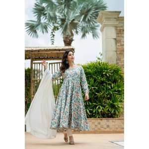 LIKSHA'S Ensemble de costumes pour femmes haut de gamme Modèle 6015 - Product Image 4