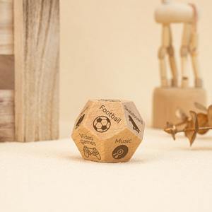 Dés en bois de taille standard, dés polyédriques à plusieurs faces pour les jeux de table Dungeons and Dragons, fournitures de jeu en gros - Product Image 6