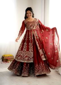 Conjunto de Lehenga y Dupatta para Mujer con Top de Algodón Micro Pesado, Seda Crujiente y Bordado Intenso con Lentejuelas y Mangas - Product Image 1