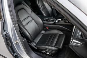 Porsche Panamera Turbo S E-Hybrid Sport Turismo 2018 - Product Image 5