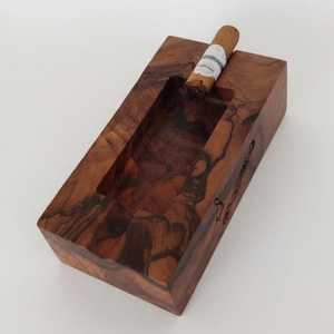 Cendrier moderne en bois de noyer avec fonctions anti-poussière et anti-fumée, design créatif à couvercle carré, cendrier portable en acier inoxydable - Product Image 1