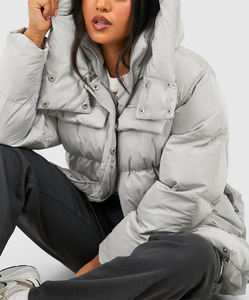 High Quality Reversible Sequined <b>Waterproof</b> Knitted Shiny Thick Warm <b>Parka</b> Bomber Jacket for Winter Hooded Short <b>Women</b> Puffer - Product Image 2