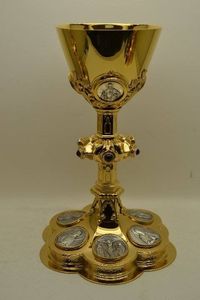 Handmade Metal Chalice And Ciborium <b>Set</b> For Eucharistic Celebration With Antique Finish And Religious Worship Accessories - Product Image 5