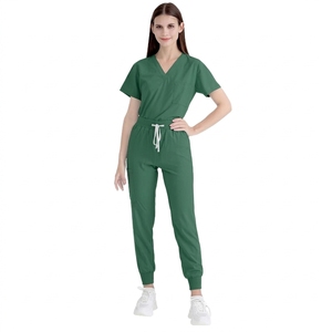 Tenue Médicale de Qualité : Ensemble Moderne de Vêtements de Travail pour le Secteur de la Santé, Conçu pour un Usage Quotidien en Hôpital et en Clinique - Product Image 1