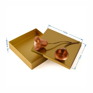 Caja Decorativa de Latón Hecha a Mano con Acentos Florales de Cobre, Caja de Joyería de Lujo con Detalles de Latón y Cobre - Product Image 2