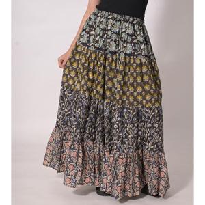 กระโปรงแม็กซี่ผ้าฝ้ายโบฮีเมียนลายปะติดปะต่อ กระโปรงยาวลายบล็อกพิมพ์ งานแฮนด์เมดสำหรับงานเทศกาลอินเดียสำหรับผู้หญิง - Product Image 1