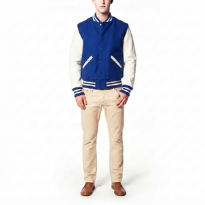 เสื้อแจ็คเก็ตวาร์ซิตี้พรีเมียมสำหรับผู้ชาย ดีไซน์คลาสสิคแบบ Letterman เหมาะสำหรับใส่ลำลองหรือเล่นกีฬา สำหรับขายส่งเสื้อผ้า - Product Image 2
