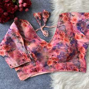 Blusa de Diseño con Estampado Multicolor en Toda la Superficie, con Botones Elegantes, Acolchada, Suave, Lista para Usar, Completamente Cosida - Product Image 3