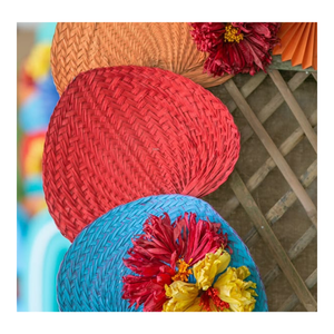 Abanico de Hoja de Palma Natural, Hecho a Mano en Vietnam, para Promociones de Verano, Recuerdos de Boda y Decoración de Resorts - Product Image 1