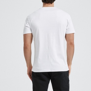 T-shirts pour hommes en gros, col rond, logo personnalisé, coton uni, fabrication OEM ODM, marque privée, fabricant de t-shirts pour hommes - Product Image 3
