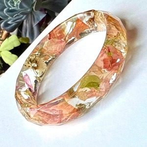 Handmade Resin <b>Bangles</b> with Real Dried Flowers Artistic Hand-painted Fashion Angel <b>Love</b> Style Jewelry Lovers Designer - Product Image 4