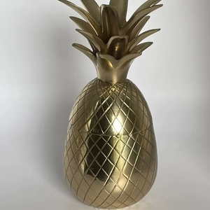 Centro de Mesa Decorativo de Piña en Latón Premium para Decoración de Mesa de Comedor y Elegante Adorno para el Hogar - Product Image 1