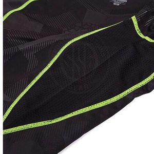 Uniforme de Fútbol a Precio Económico, Uniforme de Fútbol de Tela Suave Más Vendido, Diseño Personalizado para Venta en Línea - Product Image 5