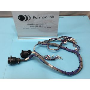 AMAT 0020-76450 BRACKET TOP MTG SHORT MANIFOLD FAC - Equipo y piezas de semiconductores de confianza globales de la marca Legacy - Product Image 2