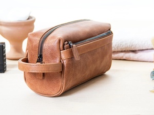 Kit de cuero Dopp, neceser de cuero, artículos de tocador para hombres, regalo para él, padrinos de boda, maestros, regalo de Navidad - Product Image 6