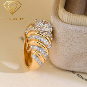 Bague Cocktail en Or Rose 18K Bicolore avec Dôme et Diamant de Laboratoire Rond IGI de 2 Carats, Style Antique, Bijoux de Luxe - Product Image 2