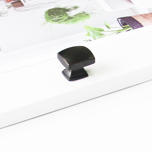 Hot Selling Zinc Alloy Square Knob Rounded Edge Modern Minimalist Cabinet <b>Hardware</b> Supplies Wholesale <b>Kitchen</b> Bathroom - Product Image 4