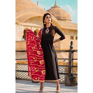 Robe Kurta/Kurti en crêpe noir foncé avec dupatta rose, style décontracté indien/pakistanais, taille XS - Product Image 3