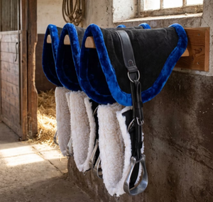 Bareback Horse Riding Pad with Stirrups | Faux Fur Lined <b>Treeless</b> <b>Saddle</b> Pad | Comfortable Equestrian Riding Equipment - Product Image 2