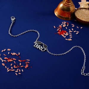 Rakhi de Plata de Ley 925 con Baño de Rodio para Él, Rakhi Minimalista Unisex con Hilo para Hermano o Hermana - Product Image 3