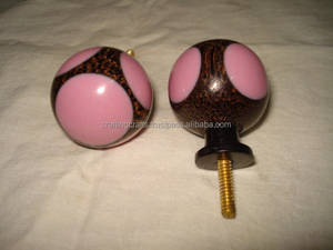 Pomo de Puerta Redondo Minimalista, Bellamente Elaborado, Ecológico, de Madera y Resina, Elementos de Resina, Artesanía en Resina - Product Image 6