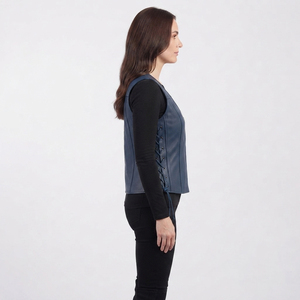 Chaleco de Invierno Reversible para Mujer, de Cuero Vacuno Genuino, con Cuello Camisero, Botones y Bolsillos, Sin Mangas - Product Image 3