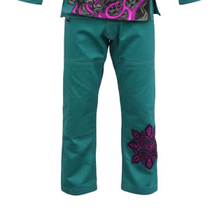 Kimono de karaté personnalisé pour hommes, femmes, adultes et enfants – Idéal pour le judo, le jiu-jitsu, le kung-fu et les arts martiaux - Product Image 5