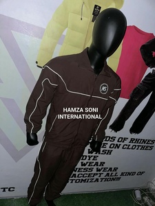Survêtement unisexe HSI marron à capuche, coupe longue avec poches latérales et fermeture éclair, idéal pour l'été décontracté - Product Image 2
