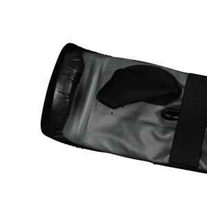 Gants de boxe personnalisés en cuir PU professionnel, avec sangle de poignet réglable, anti-humidité et protection UV - Product Image 3
