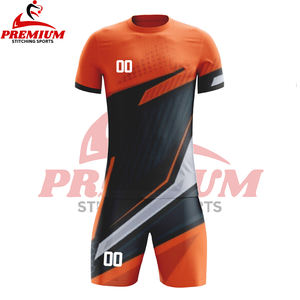 Tenue de football : Maillot et short à prix réduit, uniforme de football personnalisé, maillot de football sublimé, ensemble de football à séchage rapide - Product Image 5