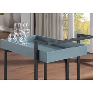 Carrito de bebidas metálico de diseño artesanal, carrito de servicio de bar metálico hecho a mano, carrito rodante metálico de moda, seguro y chapado. - Product Image 5