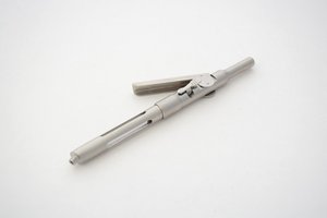 Premium Dental Syringes Stainless Steel Dental Instrument for Professional Dental Clinics and Medical Supply - Product Image 4
