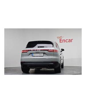 Porsche Cayenne 3.0 2024 con Caja de Cambios Automática, Volante a la Izquierda, Asientos de Cuero, Cámara Trasera, 27,916 km - Product Image 4