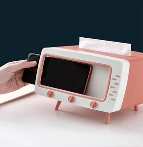 Distributeur de mouchoirs en métal de style télévision rétro avec support de téléphone intégré. Design rose amusant disponible à prix de gros. - Product Image 1