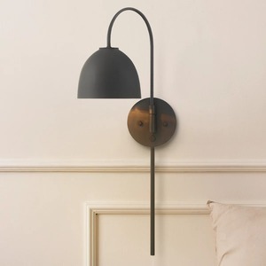 โคมไฟติดผนังทรงกลมแบบมินิมอล กรอบโลหะสีดำ ผิวด้าน ดีไซน์ทันสมัย - Product Image 1