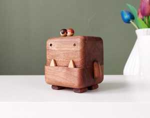 Figurine de robot en bois à collectionner, jouet décoratif fait main, pièce d'art pour l'affichage sur étagère et la décoration de la pièce, pour le dessus de table du salon - Product Image 5
